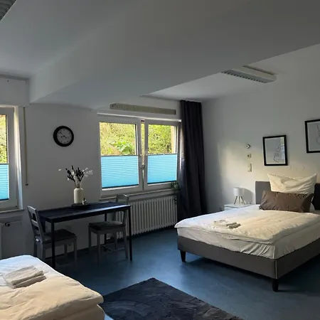 Moeblierte Monteurzimmer In Zentraler Lage In Проживание в семье